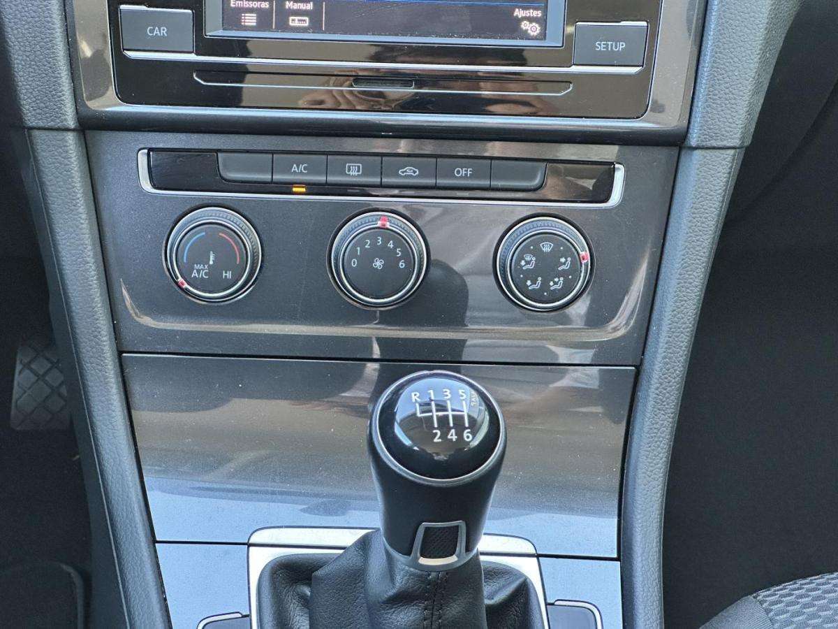 volkswagen-golf-2018-gasolina-999cc