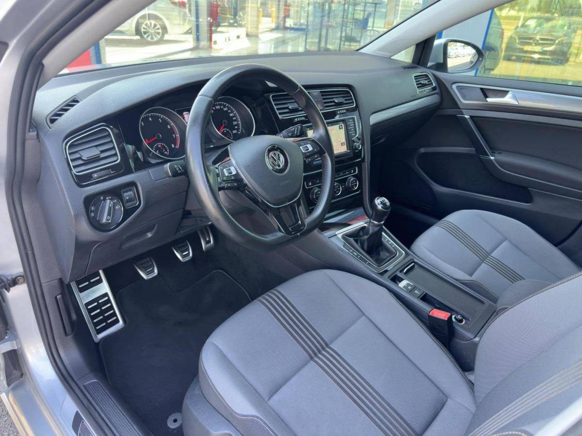 volkswagen-golf-2017-gasolina-1197cc