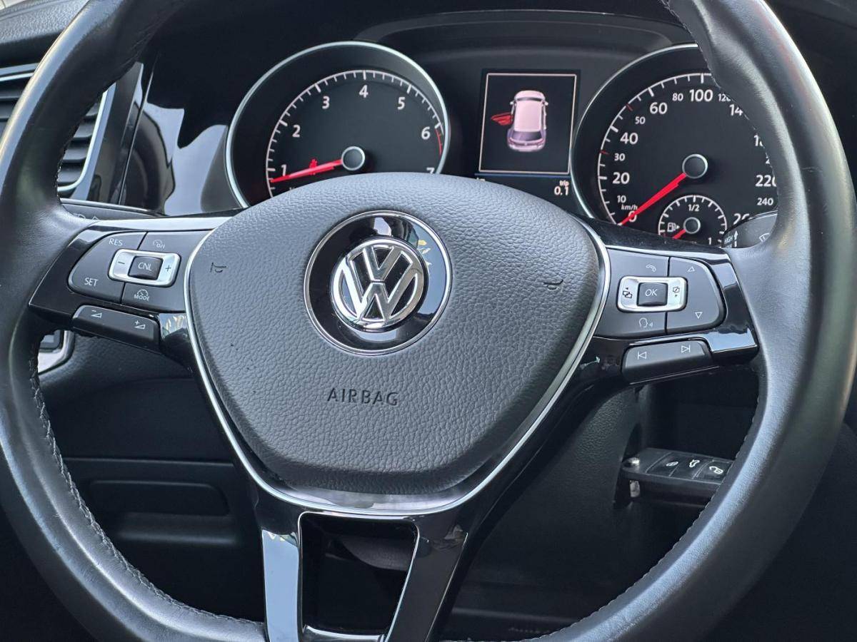 volkswagen-golf-2017-gasolina-1197cc