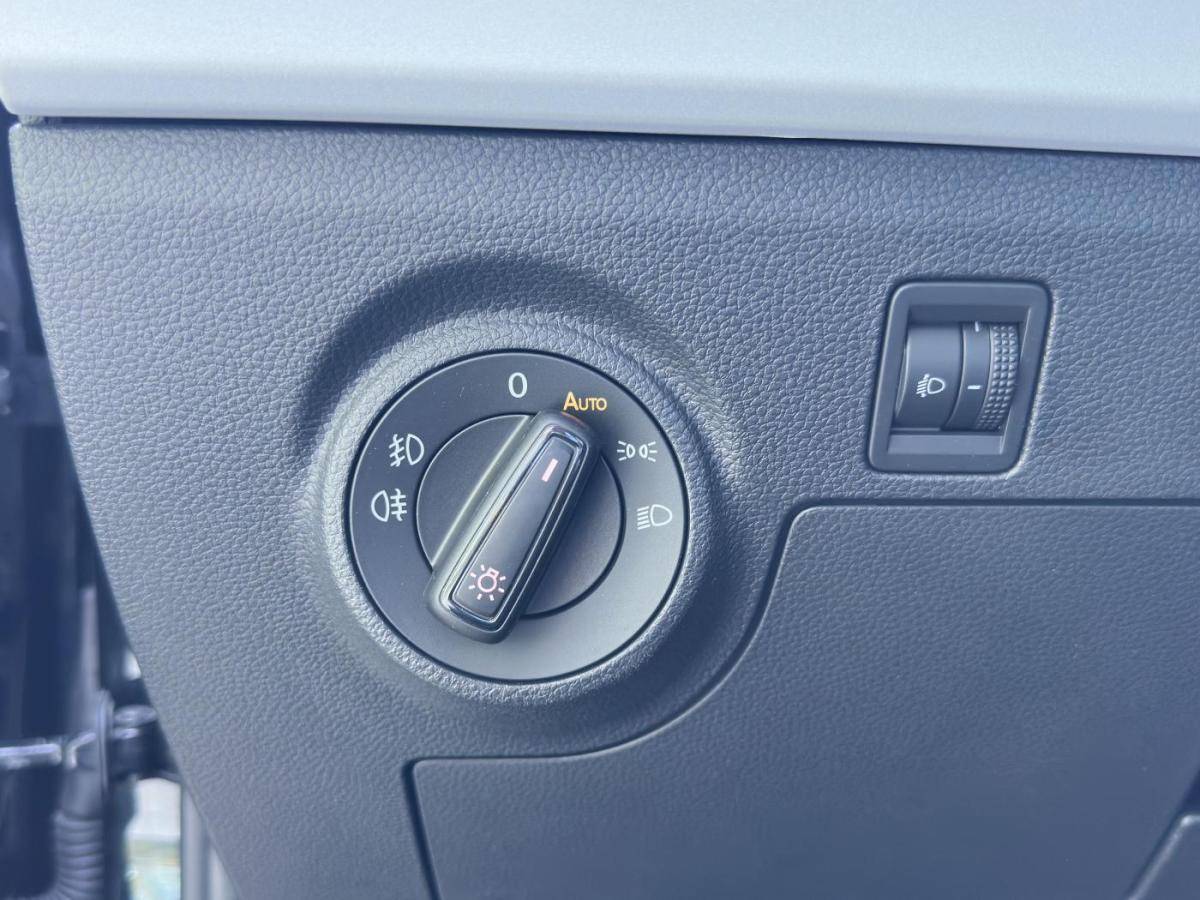 seat-ibiza-2023-gasolina-999cc