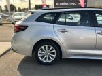 toyota-corolla-sw-2024-hibrido-a-gasolina-1798cc
