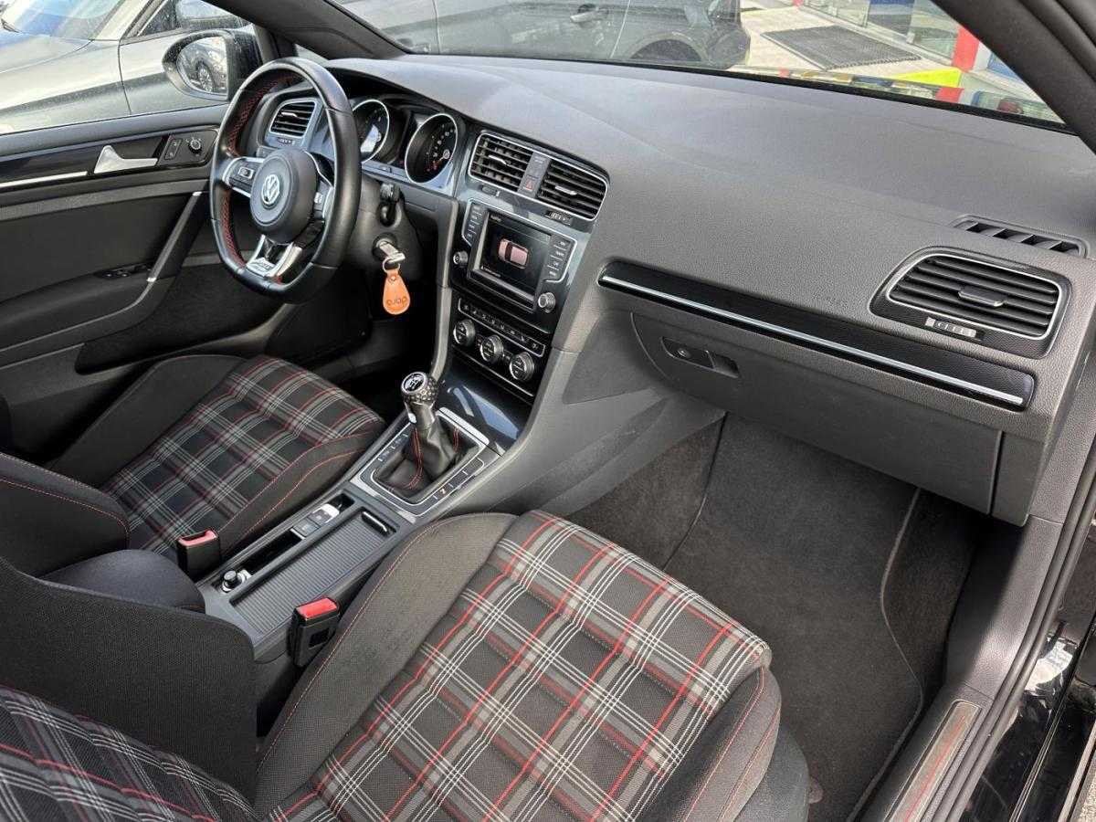 volkswagen-golf-2015-gasolina-1984cc