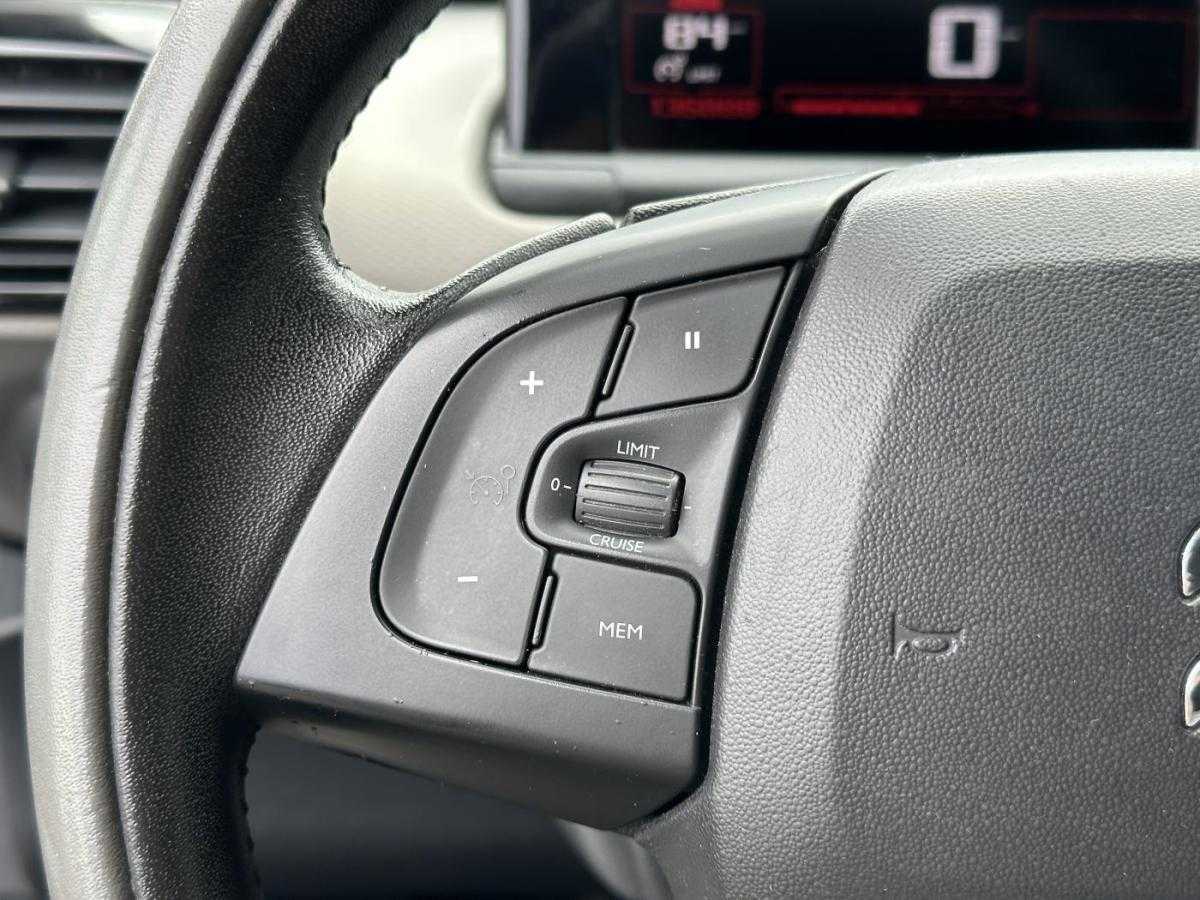citroen-c4-cactus-2017-diesel-1560cc