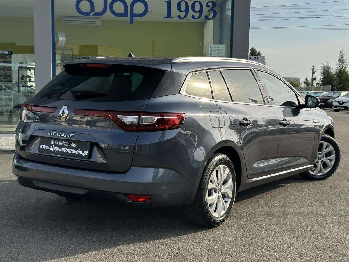 renault-megane-sport-tourer-2018-gasolina-1332cc
