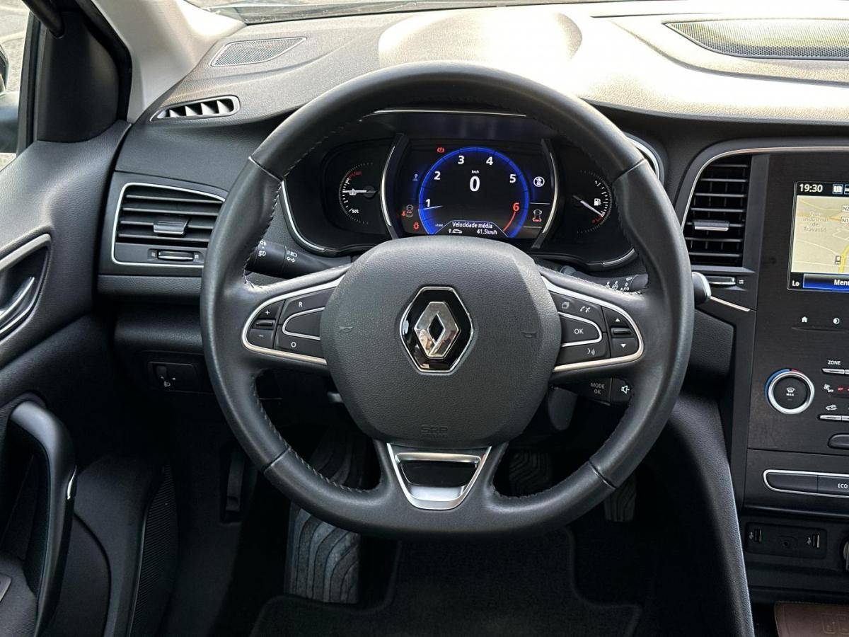 renault-megane-sport-tourer-2018-gasolina-1332cc