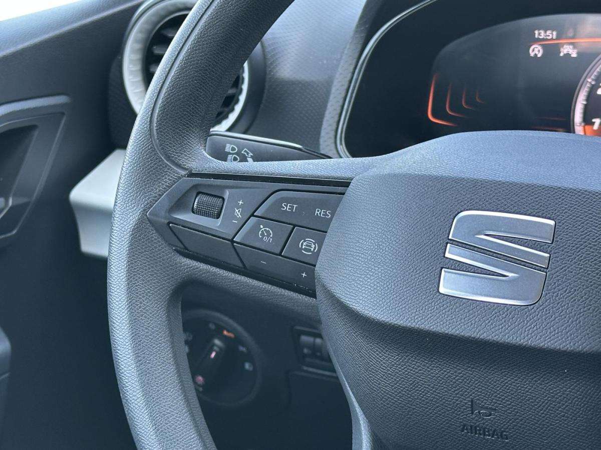 seat-ibiza-2023-gasolina-999cc