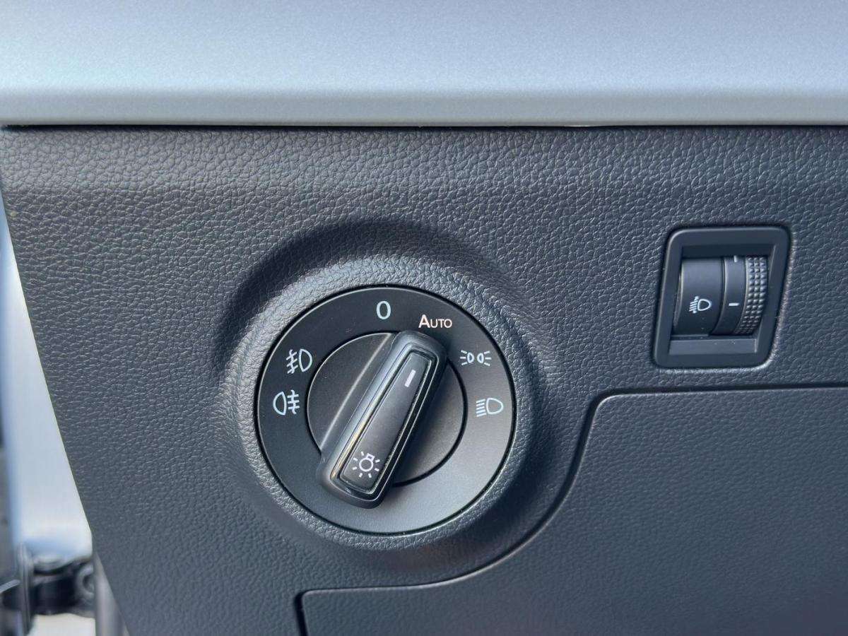 seat-ibiza-2023-gasolina-999cc