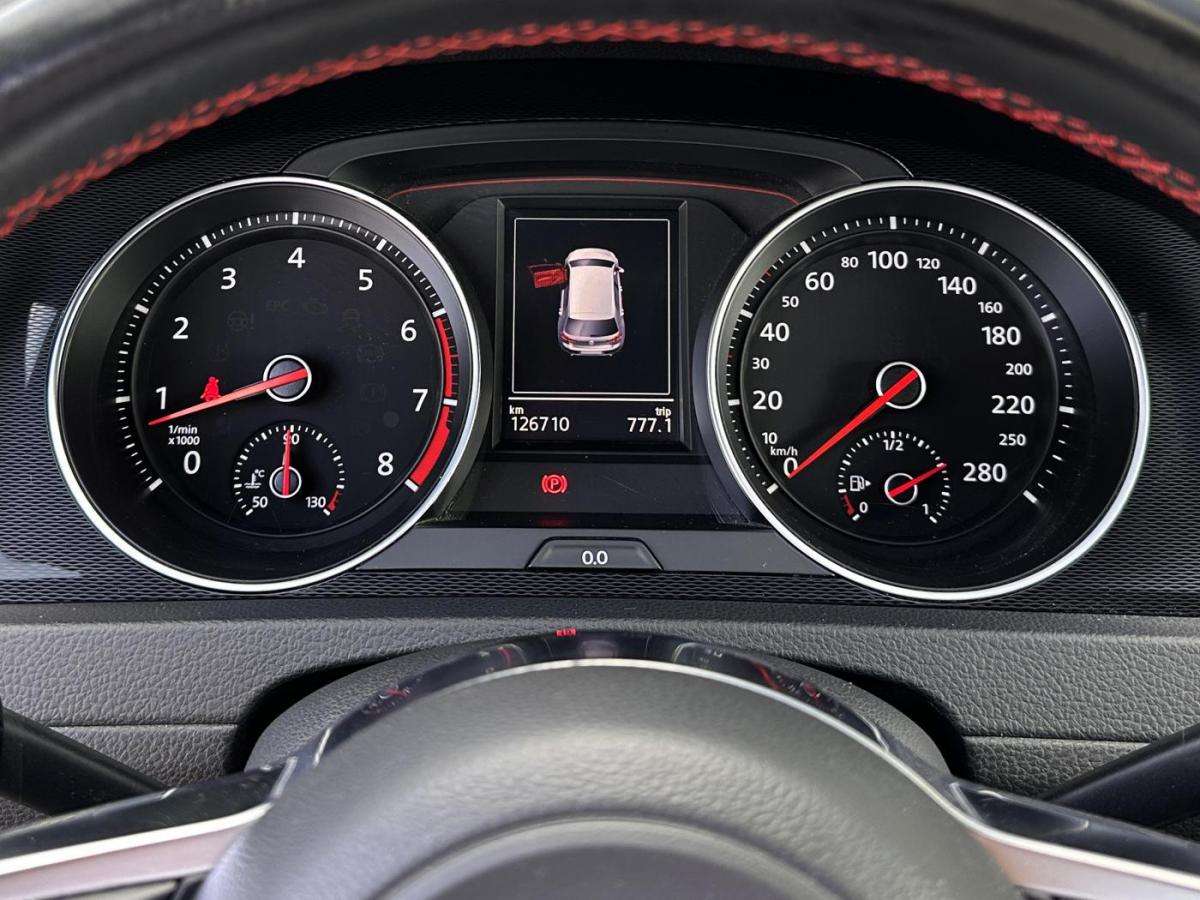 volkswagen-golf-2015-gasolina-1984cc