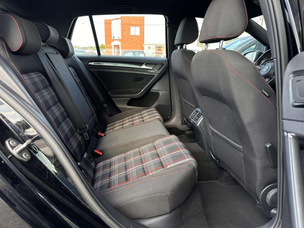 volkswagen-golf-2015-gasolina-1984cc
