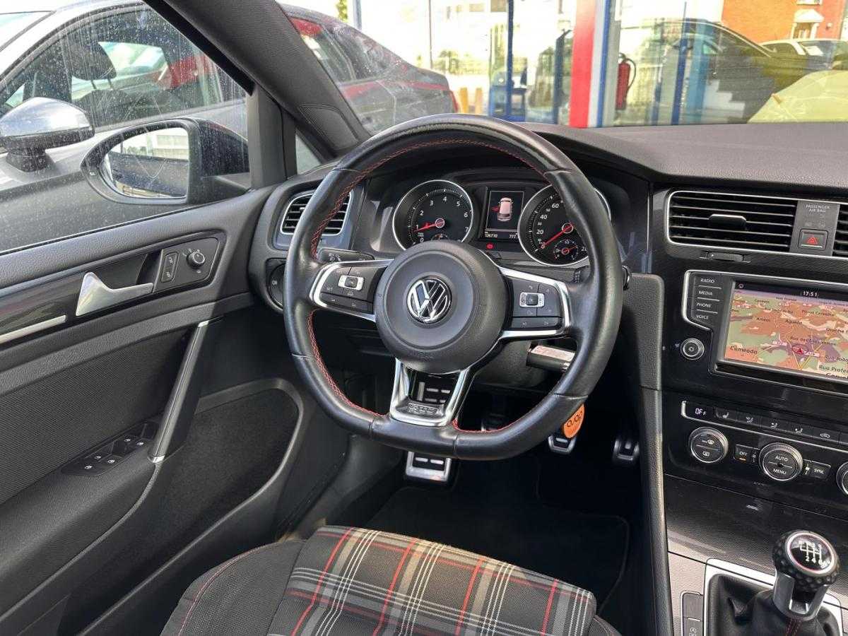 volkswagen-golf-2015-gasolina-1984cc