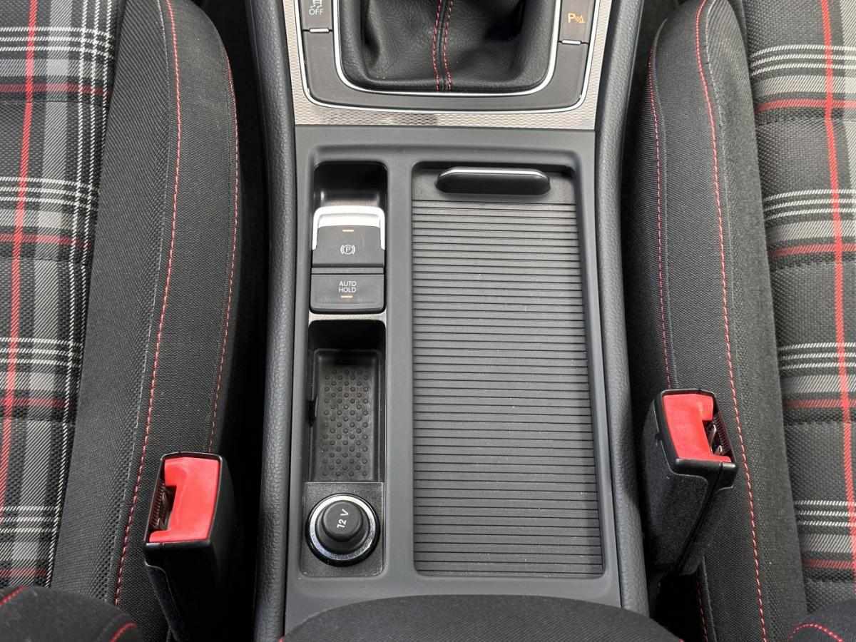 volkswagen-golf-2015-gasolina-1984cc