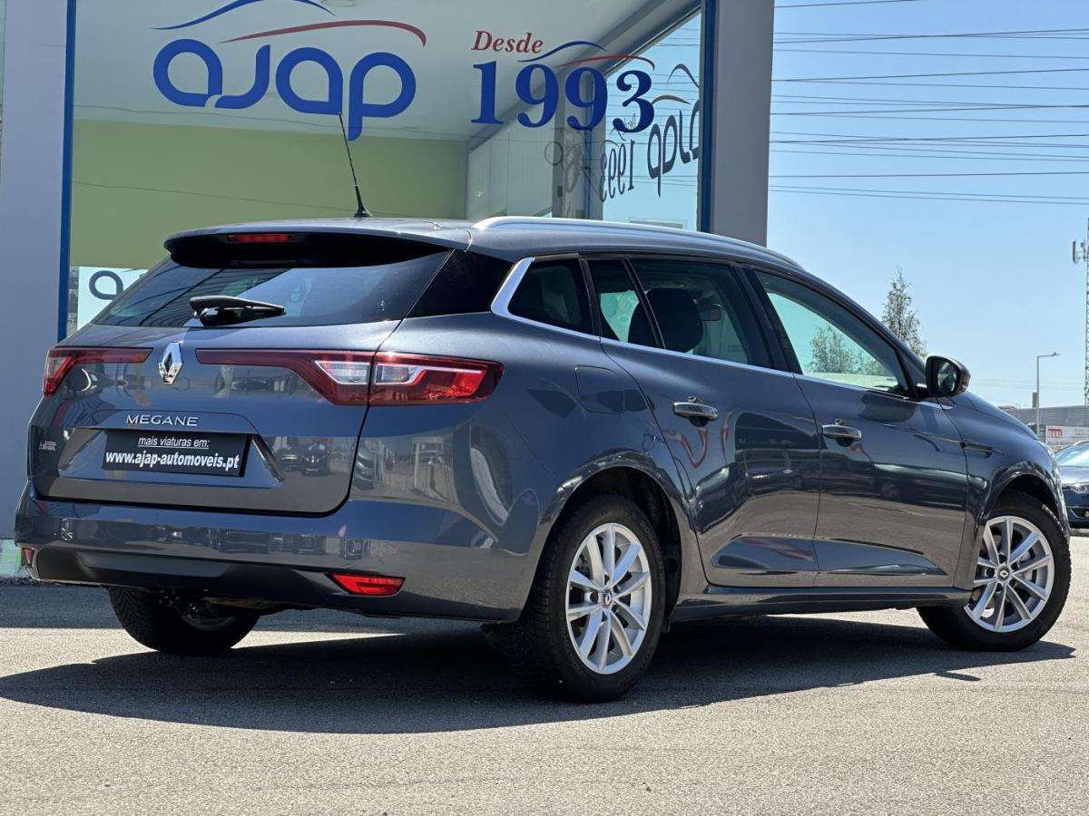 renault-megane-sport-tourer-2017-gasolina-1197cc