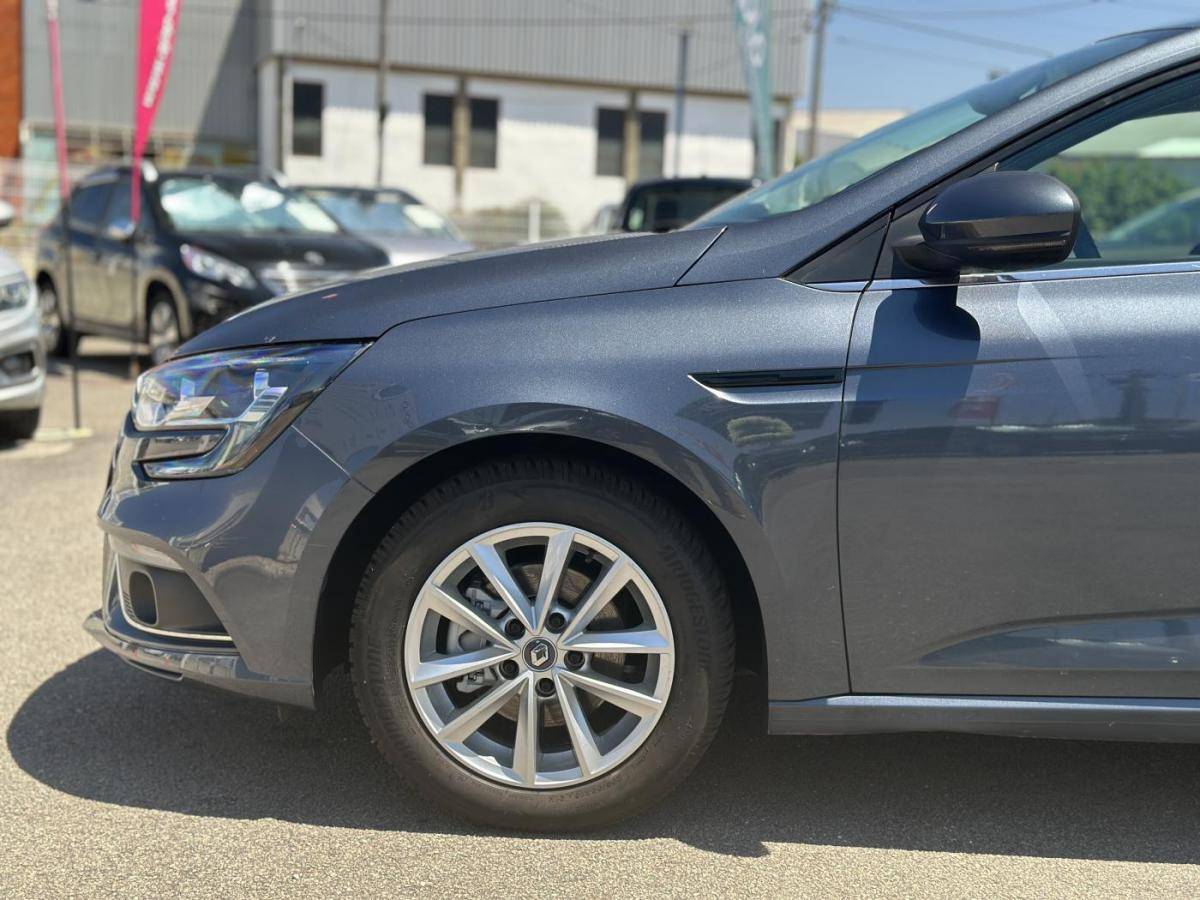 renault-megane-sport-tourer-2017-gasolina-1197cc