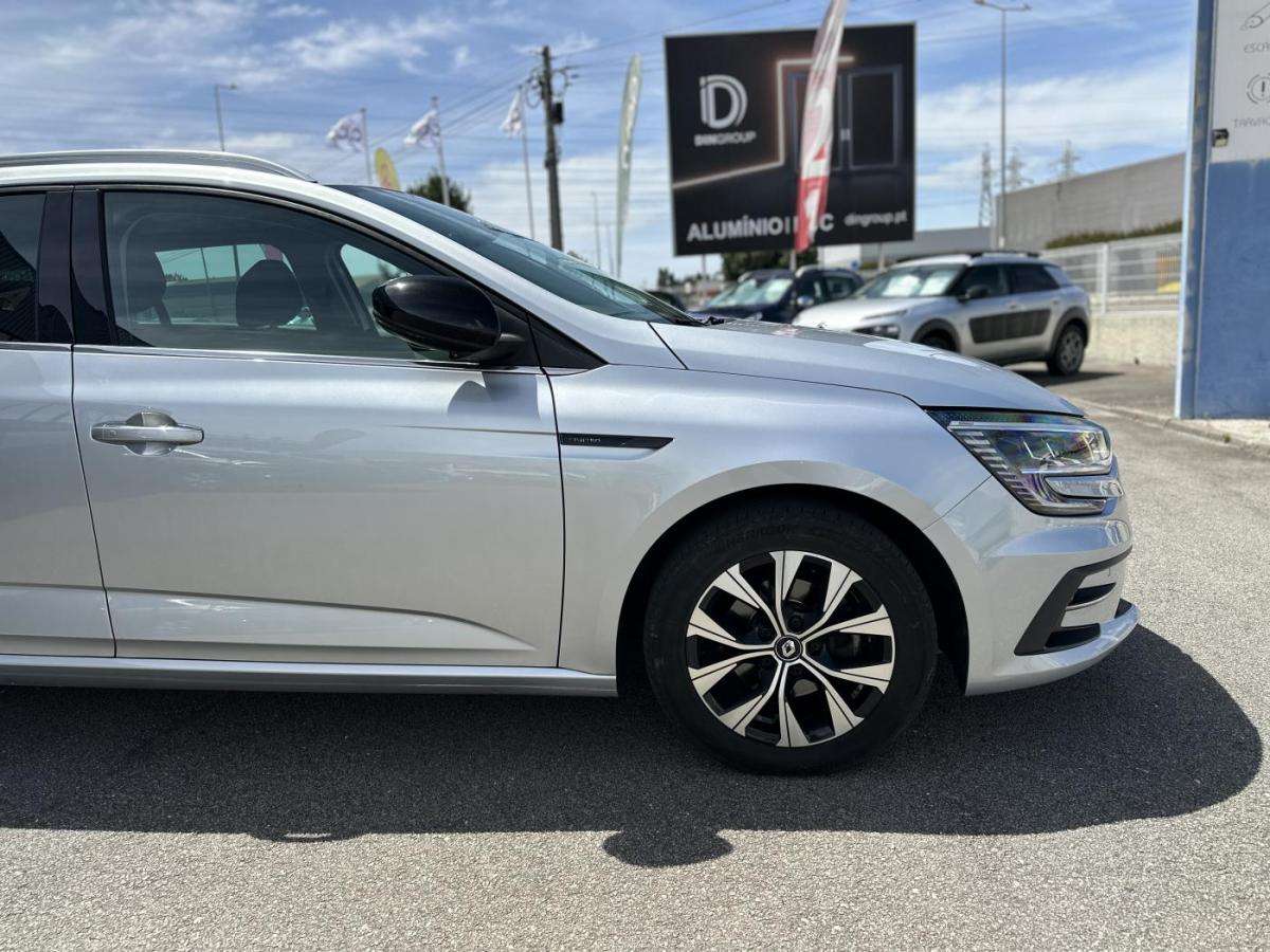 renault-megane-sport-tourer-2022-diesel-1461cc