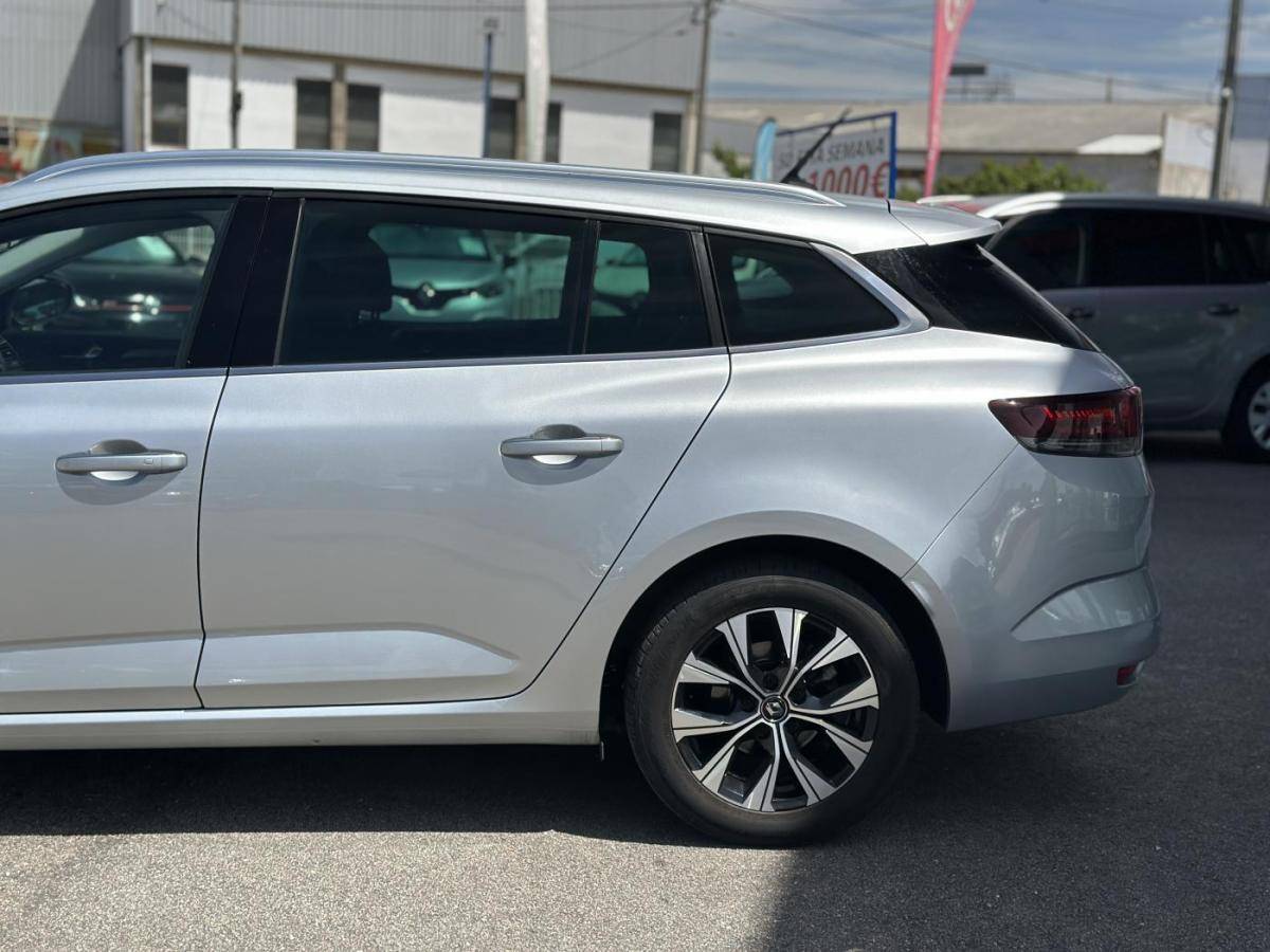 renault-megane-sport-tourer-2022-diesel-1461cc