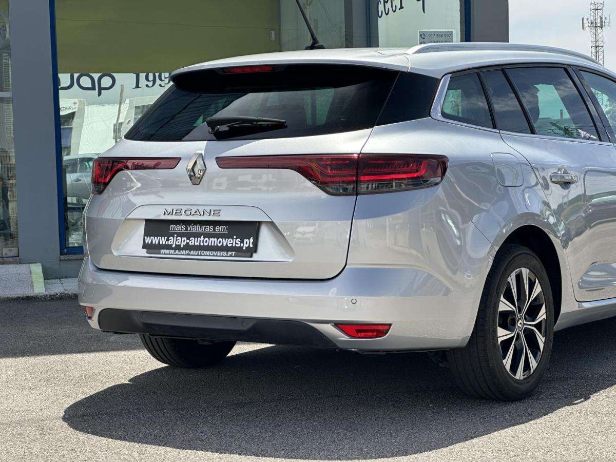 renault-megane-sport-tourer-2022-diesel-1461cc
