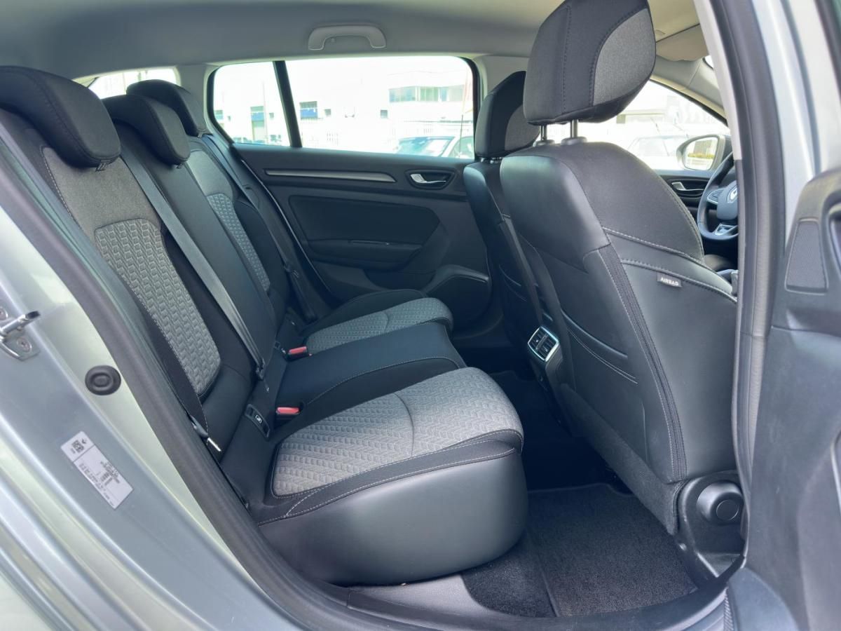 renault-megane-sport-tourer-2022-diesel-1461cc