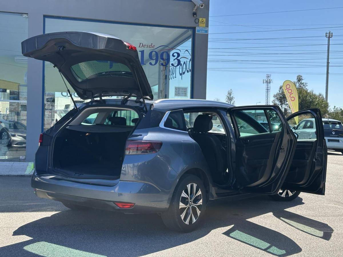renault-megane-sport-tourer-2022-diesel-1461cc