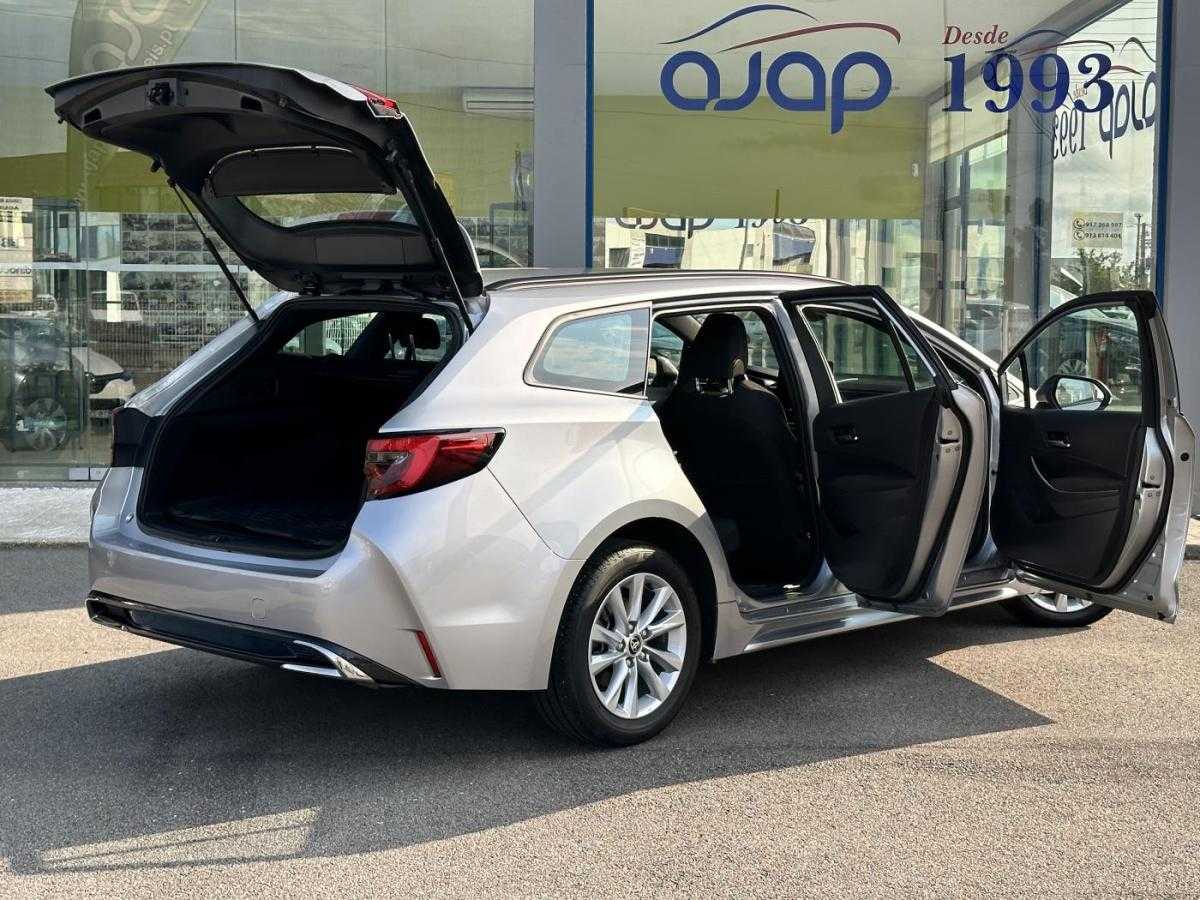 toyota-corolla-sw-2024-hibrido-a-gasolina-1798cc