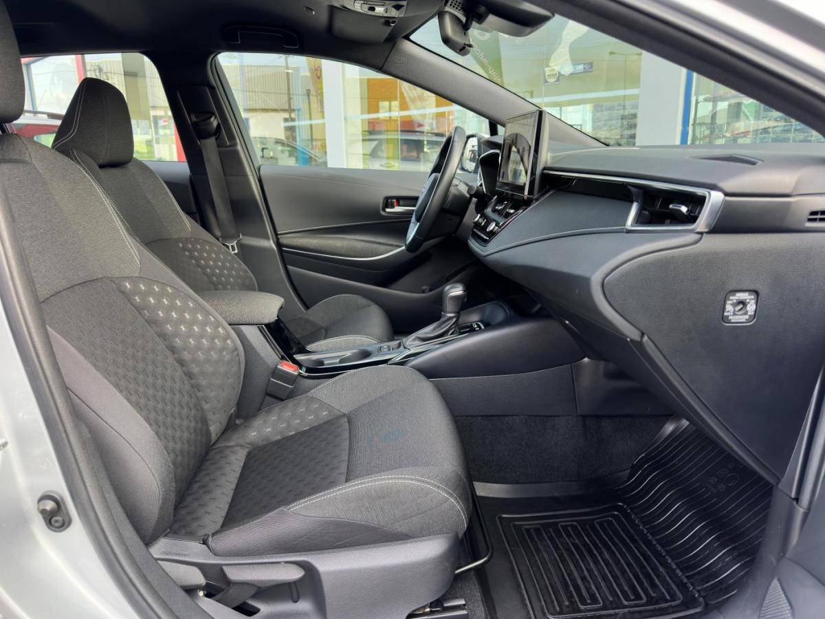 toyota-corolla-sw-2024-hibrido-a-gasolina-1798cc