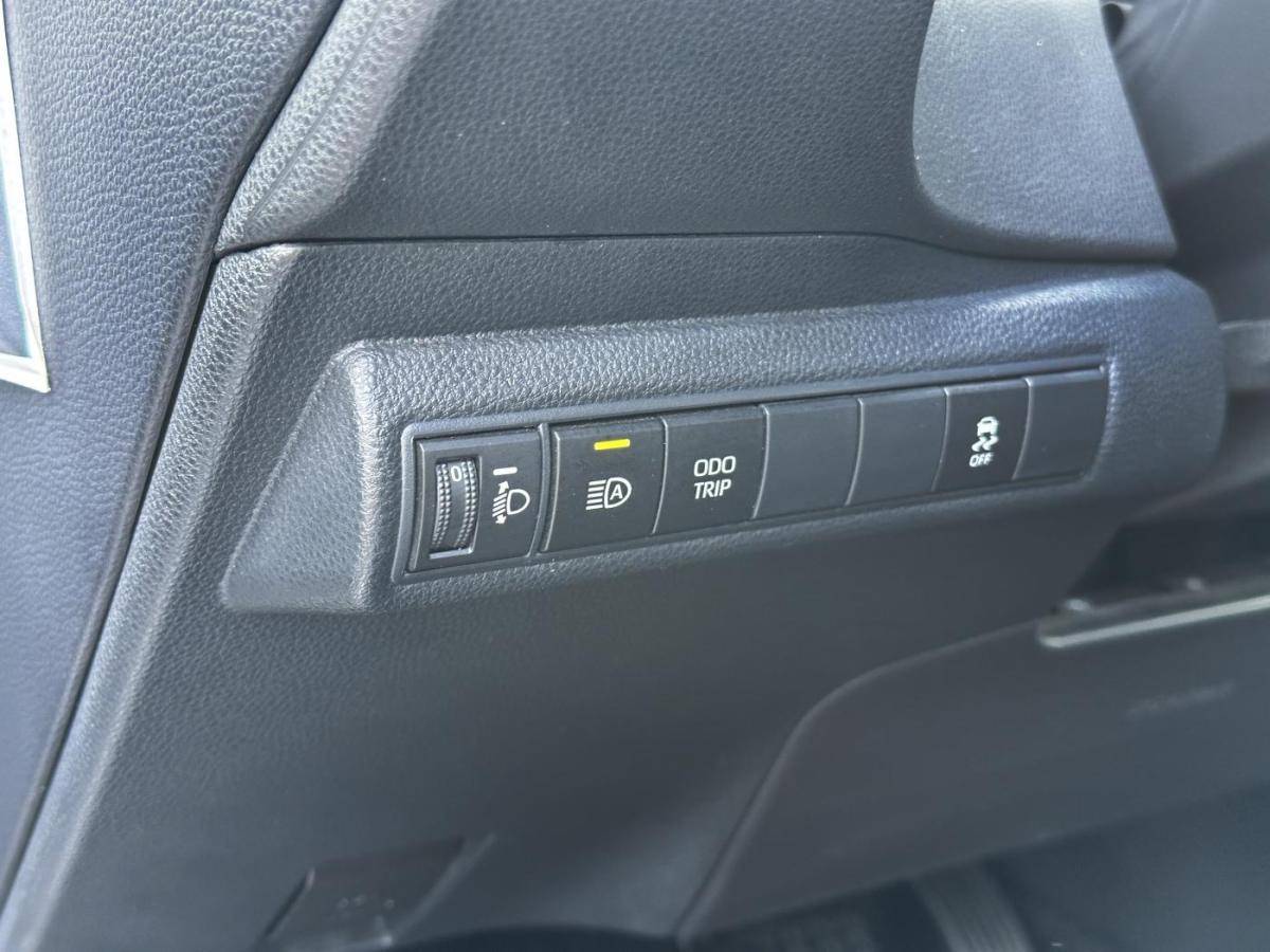 toyota-corolla-sw-2024-hibrido-a-gasolina-1798cc