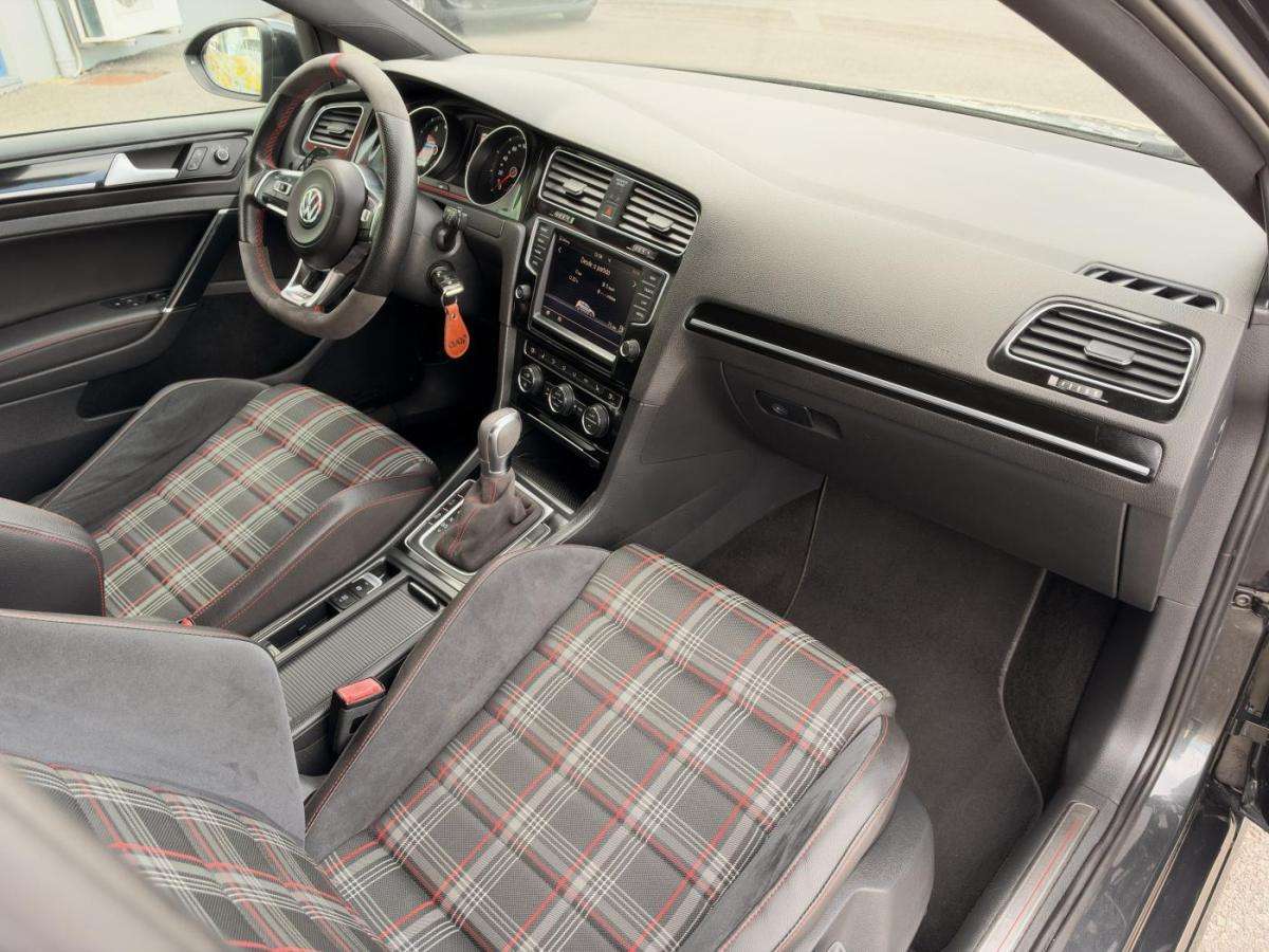 volkswagen-golf-2016-gasolina-1984cc