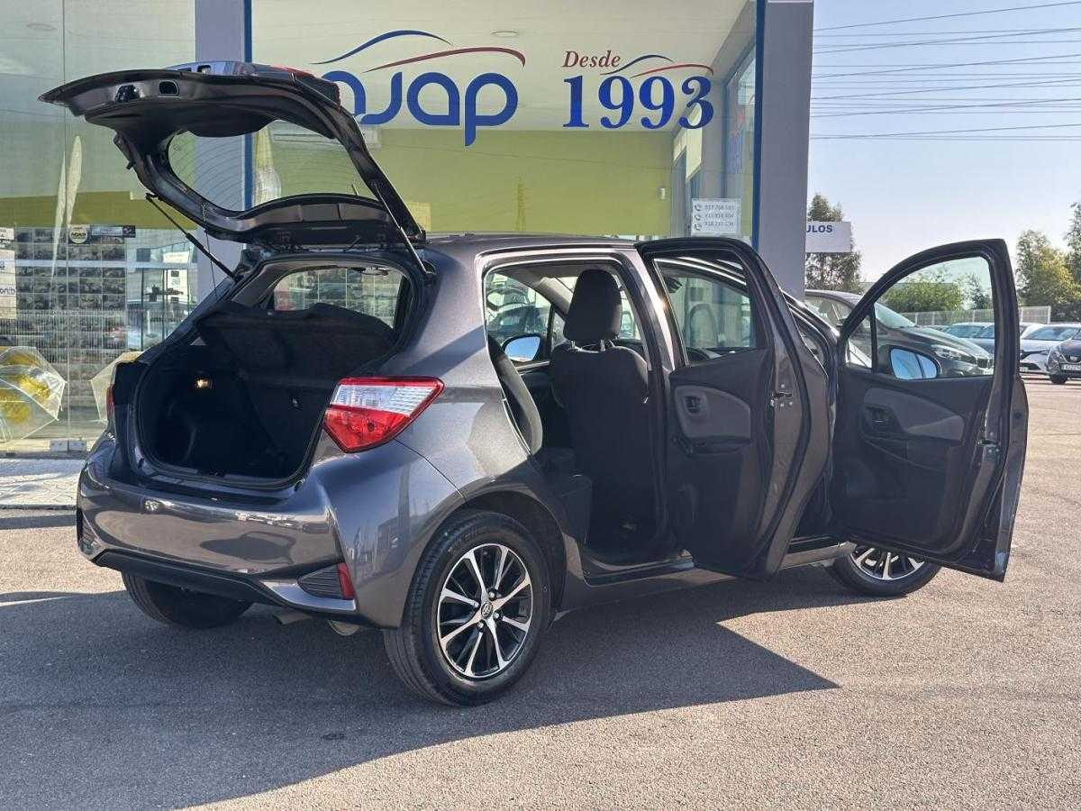 toyota-yaris-2020-gasolina-998cc