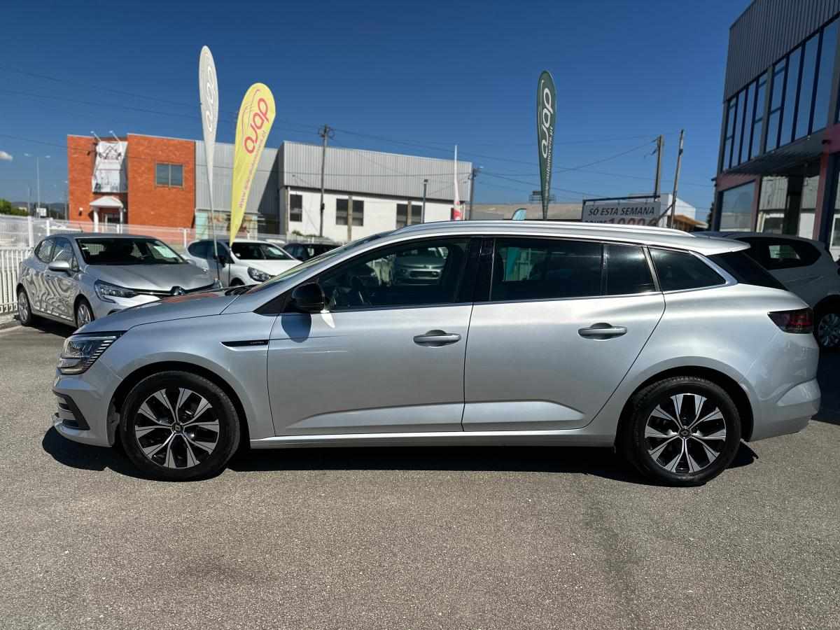 renault-megane-sport-tourer-2022-diesel-1461cc