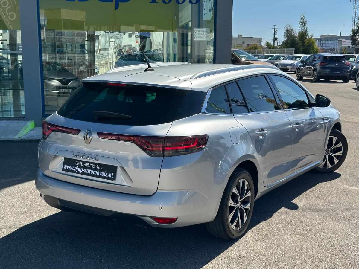 renault-megane-sport-tourer-2022-diesel-1461cc