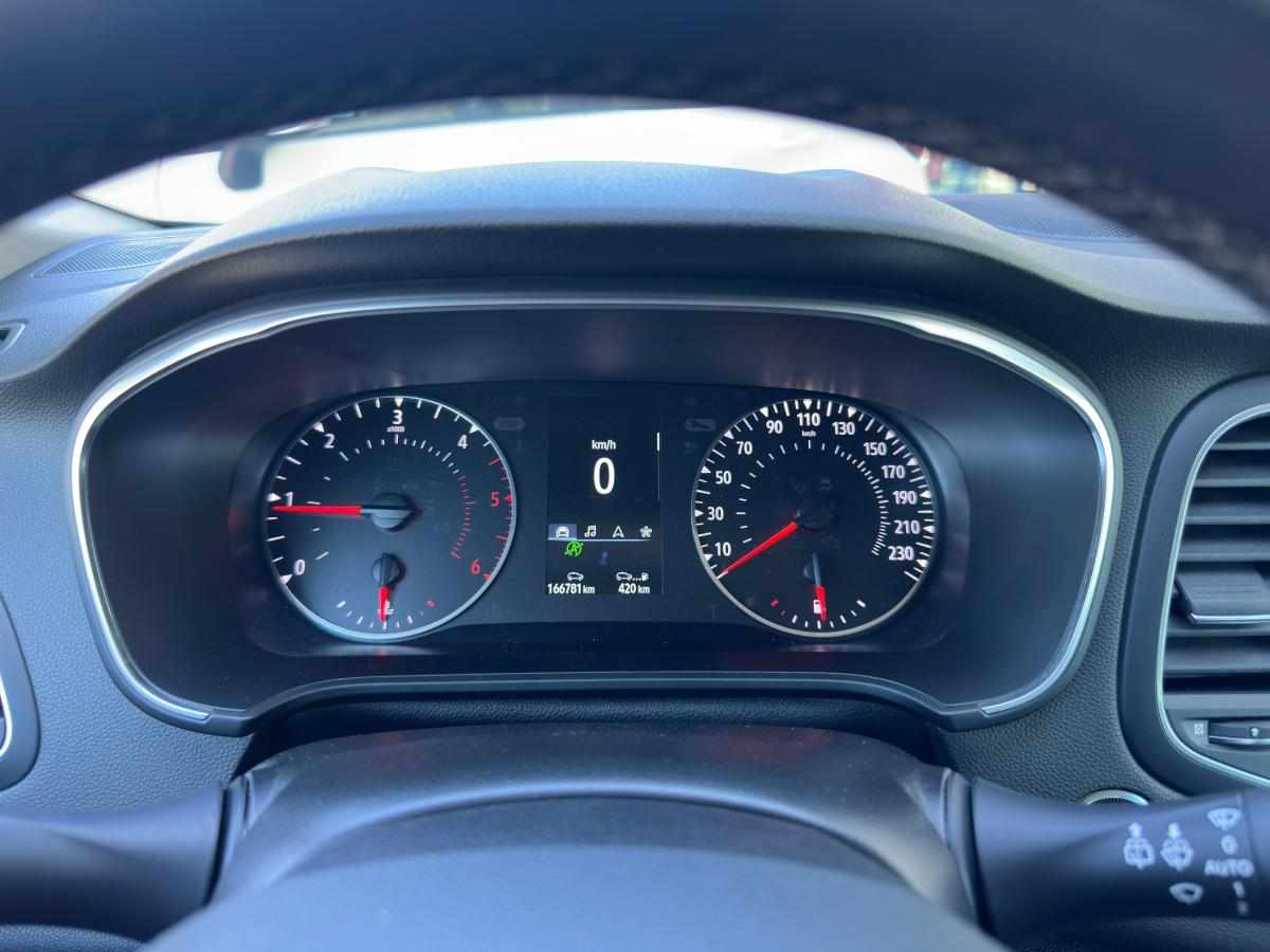 renault-megane-sport-tourer-2022-diesel-1461cc