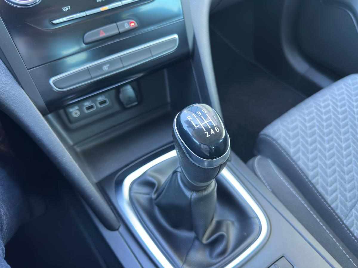 renault-megane-sport-tourer-2022-diesel-1461cc