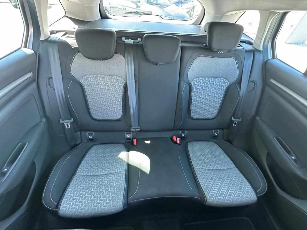 renault-megane-sport-tourer-2022-diesel-1461cc