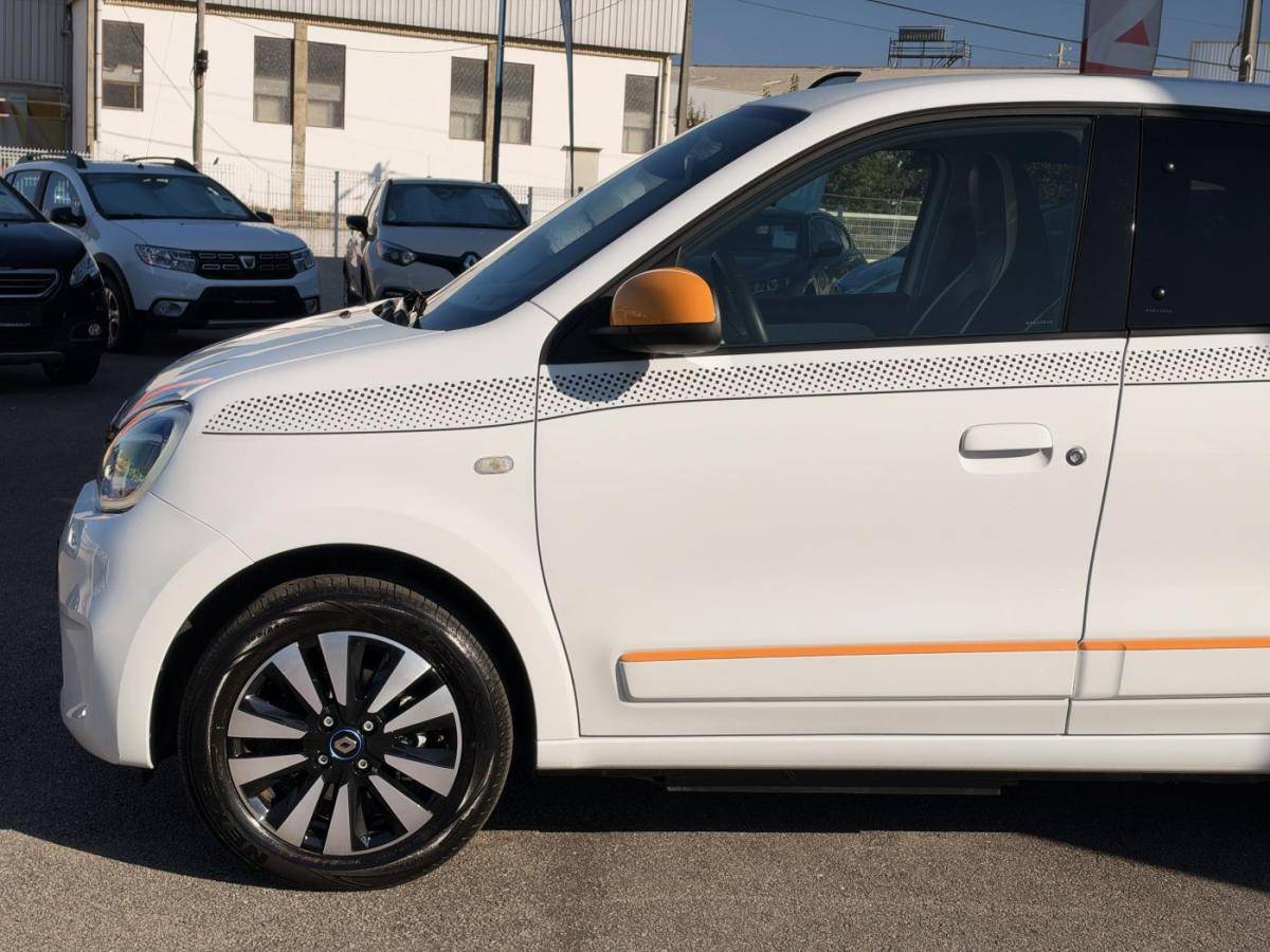 renault-twingo-2022-eletrico-0cc