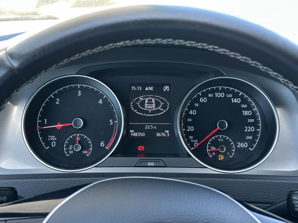 volkswagen-golf-2015-diesel-1598cc
