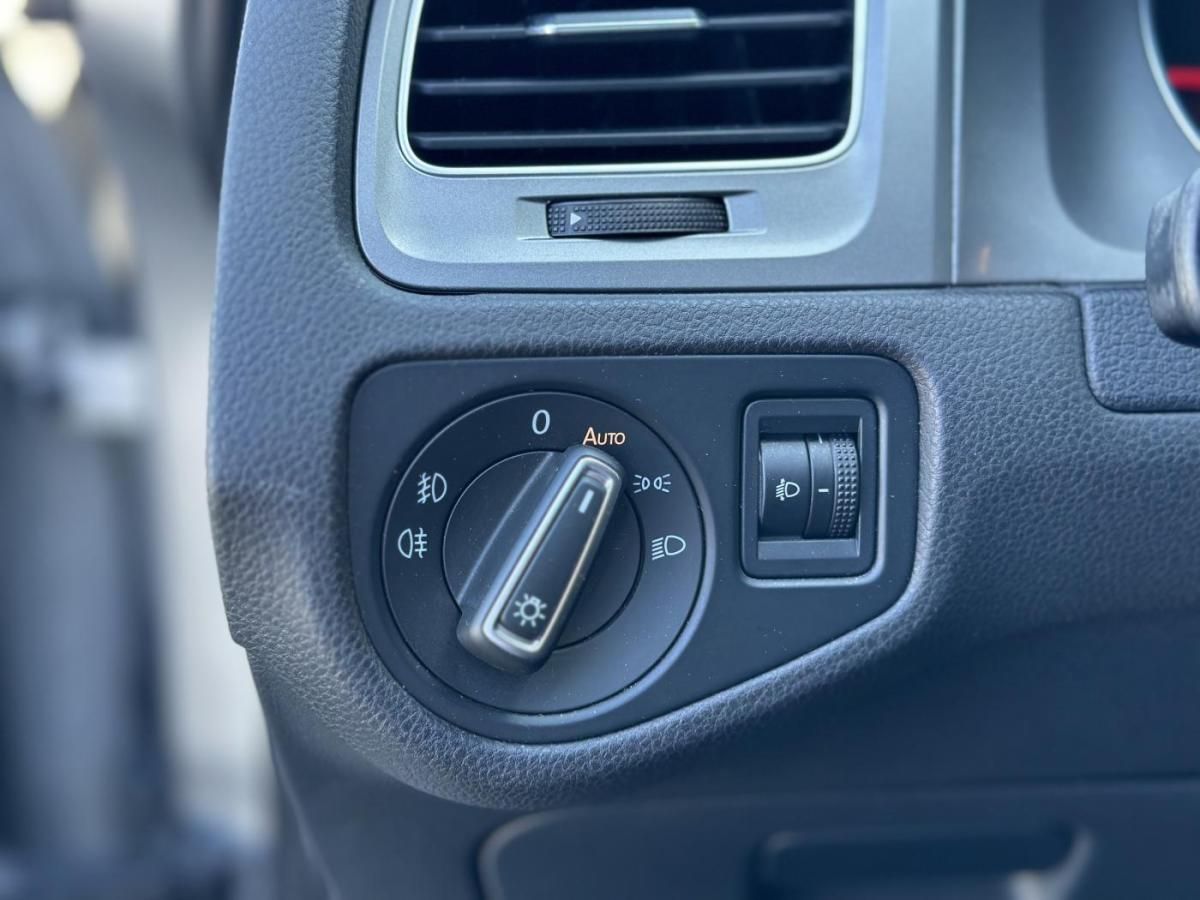 volkswagen-golf-2015-diesel-1598cc