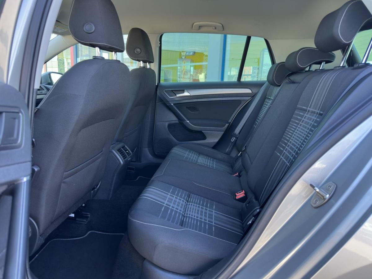 volkswagen-golf-2015-diesel-1598cc