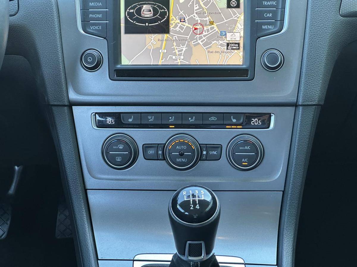 volkswagen-golf-2015-diesel-1598cc
