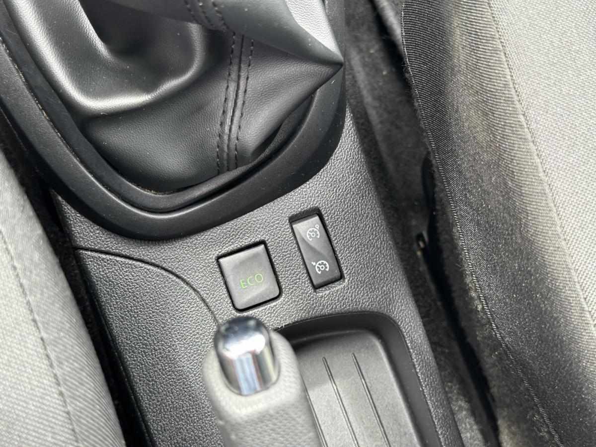 renault-captur-2017-gasolina-898cc