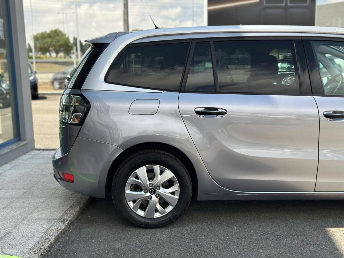 citroen-c4-grand-picasso-2018-diesel-1560cc