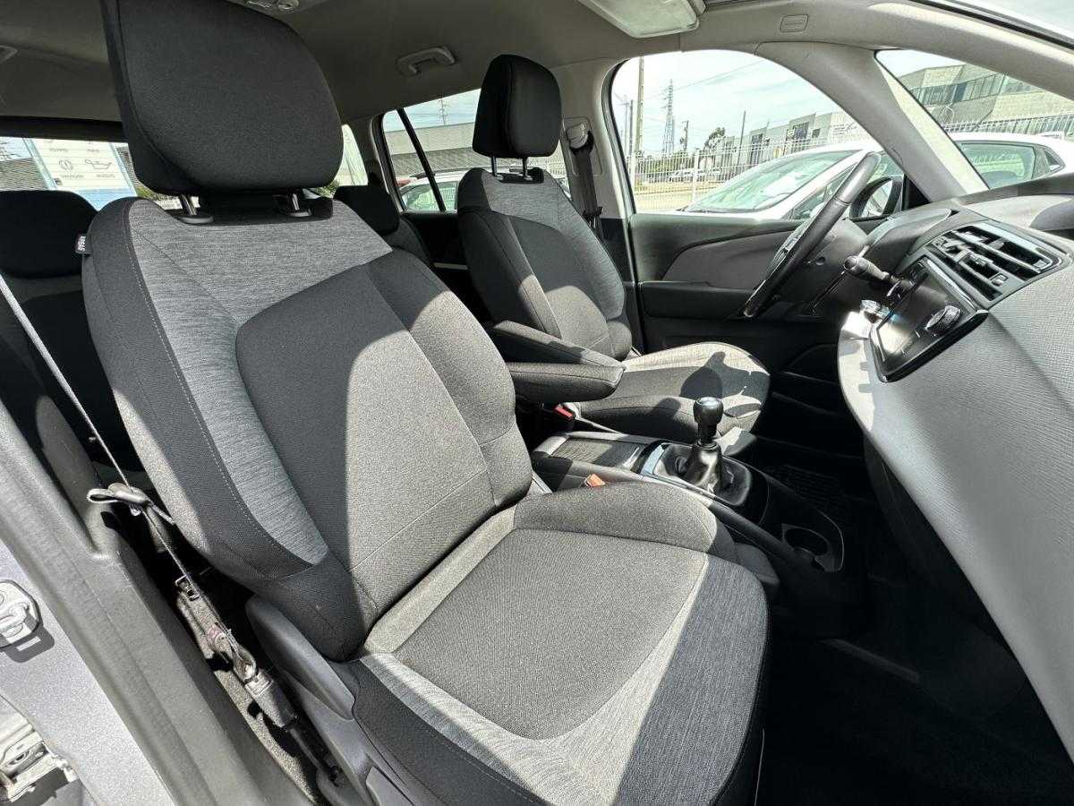 citroen-c4-grand-picasso-2018-diesel-1560cc