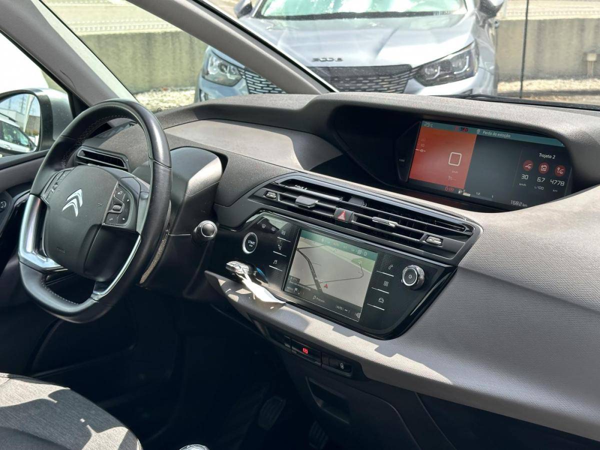 citroen-c4-grand-picasso-2018-diesel-1560cc