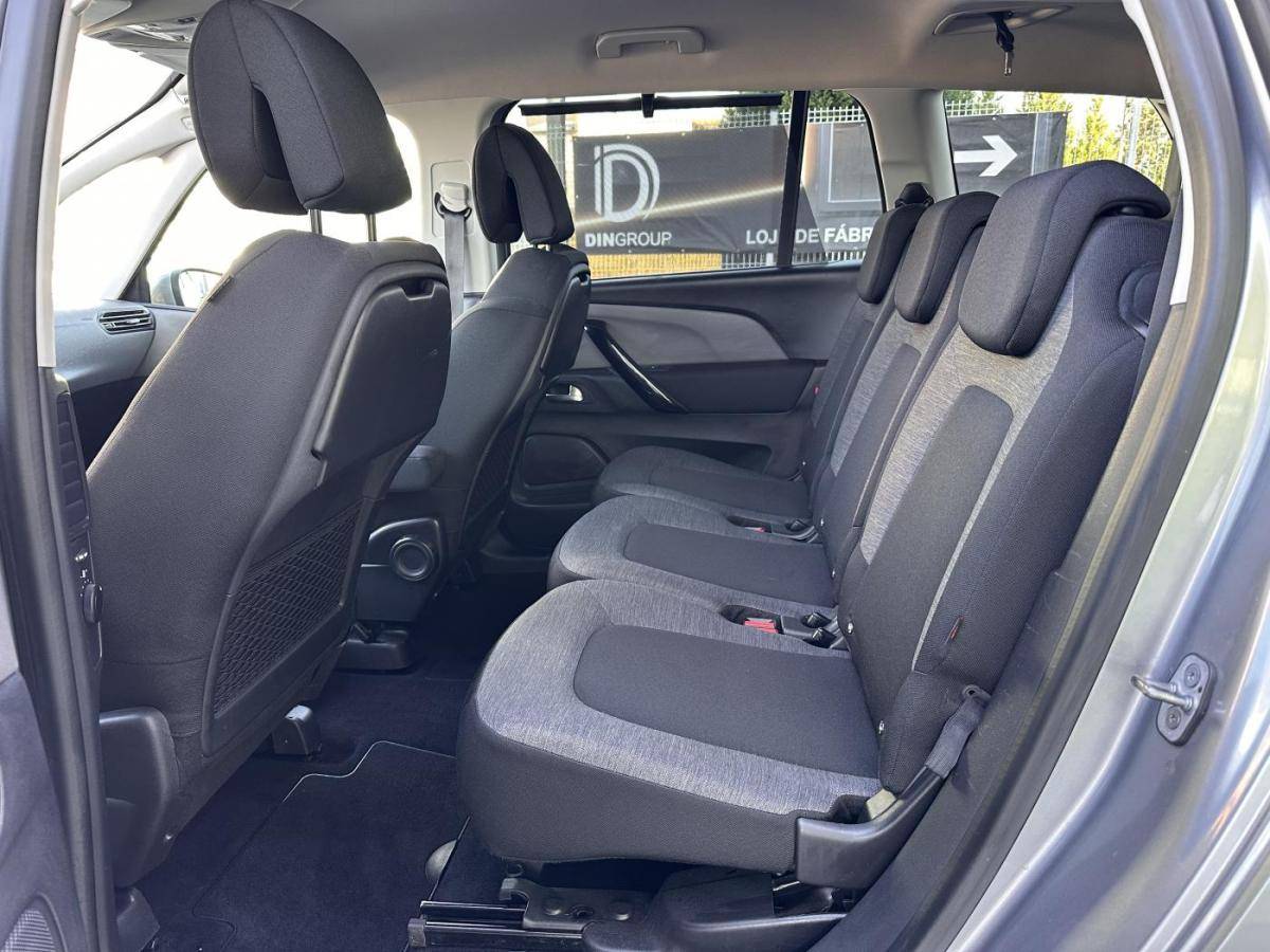 citroen-c4-grand-picasso-2018-diesel-1560cc