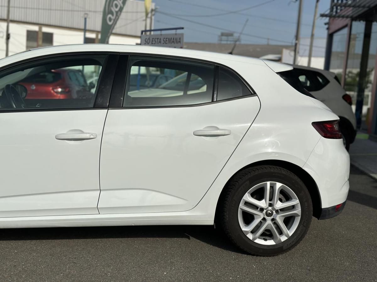 renault-megane-2016-gasolina-1197cc