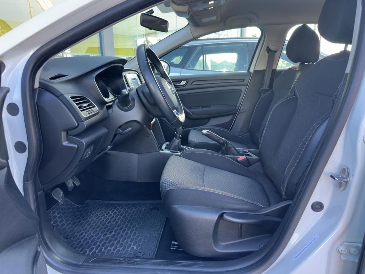 renault-megane-2016-gasolina-1197cc