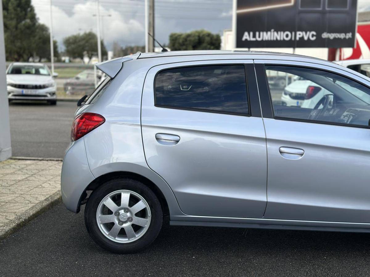 mitsubishi-space-star-2015-gasolina-999cc