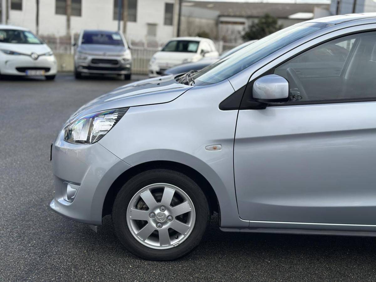 mitsubishi-space-star-2015-gasolina-999cc