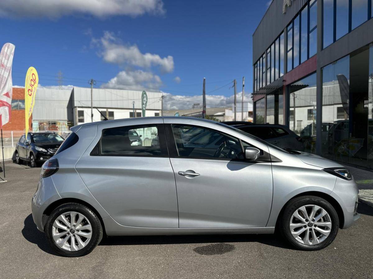 renault-zoe-2021-eletrico-0cc