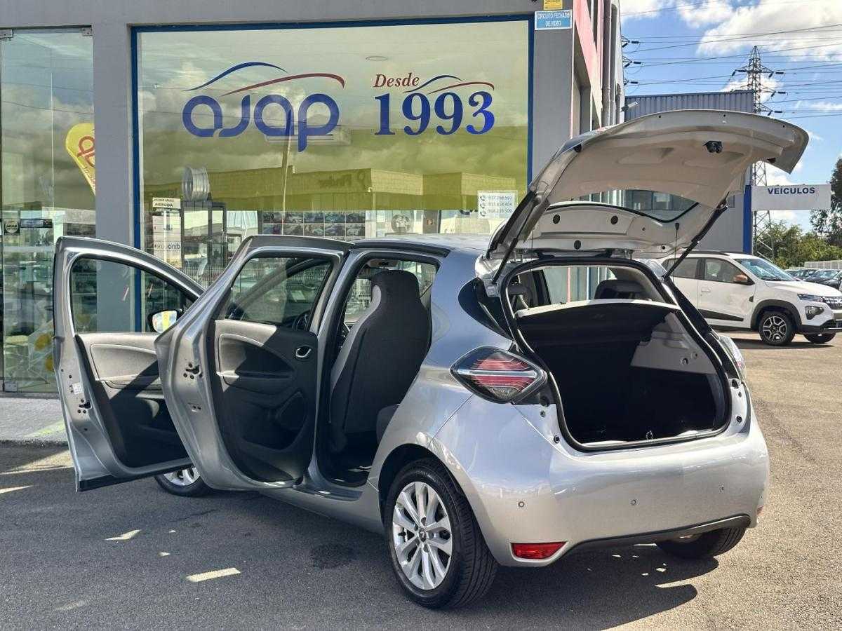 renault-zoe-2021-eletrico-0cc