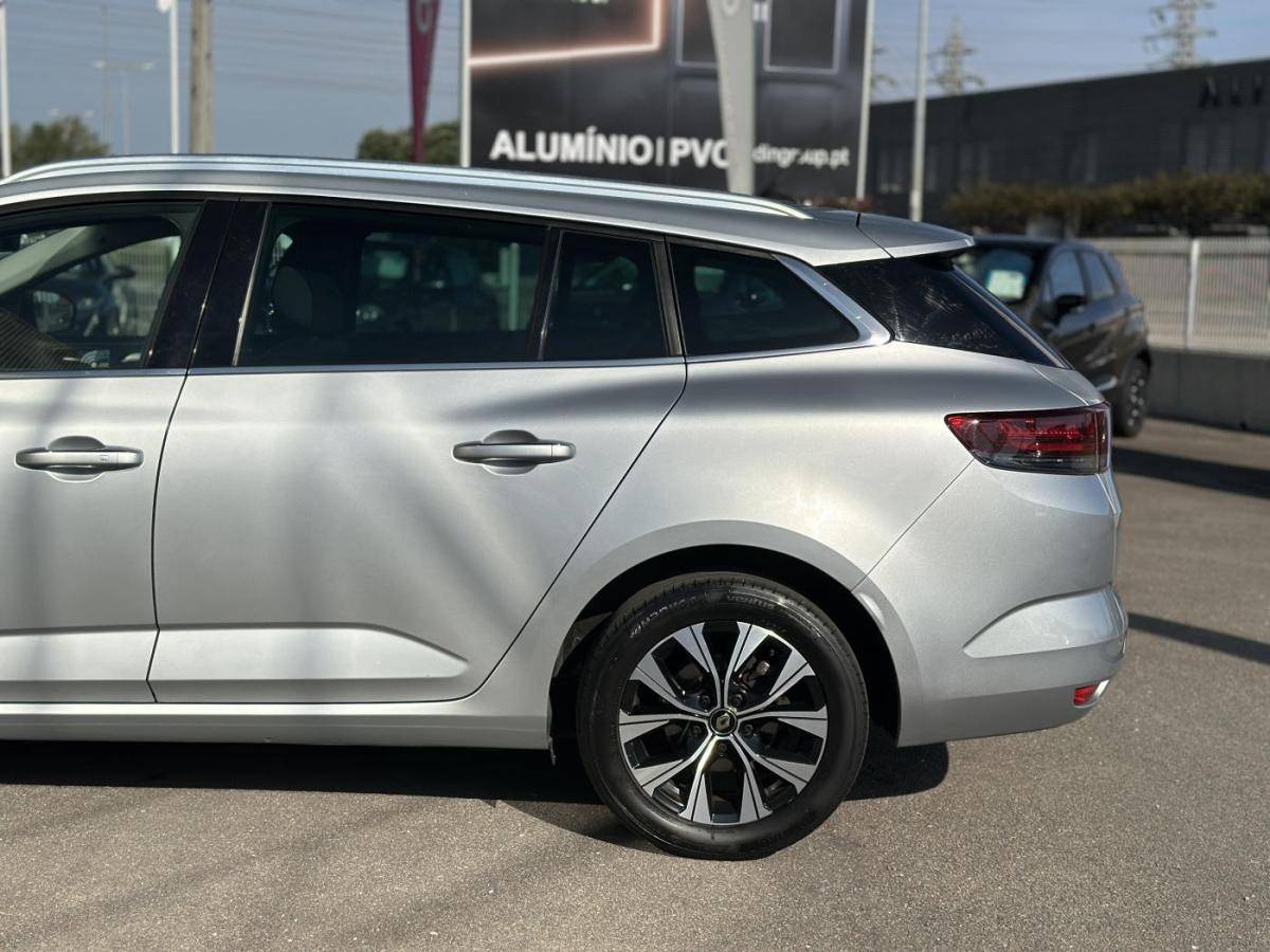 renault-megane-sport-tourer-2021-diesel-1461cc