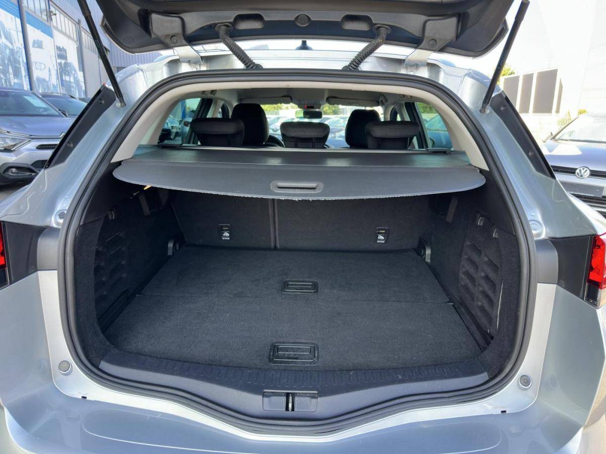 renault-megane-sport-tourer-2021-diesel-1461cc